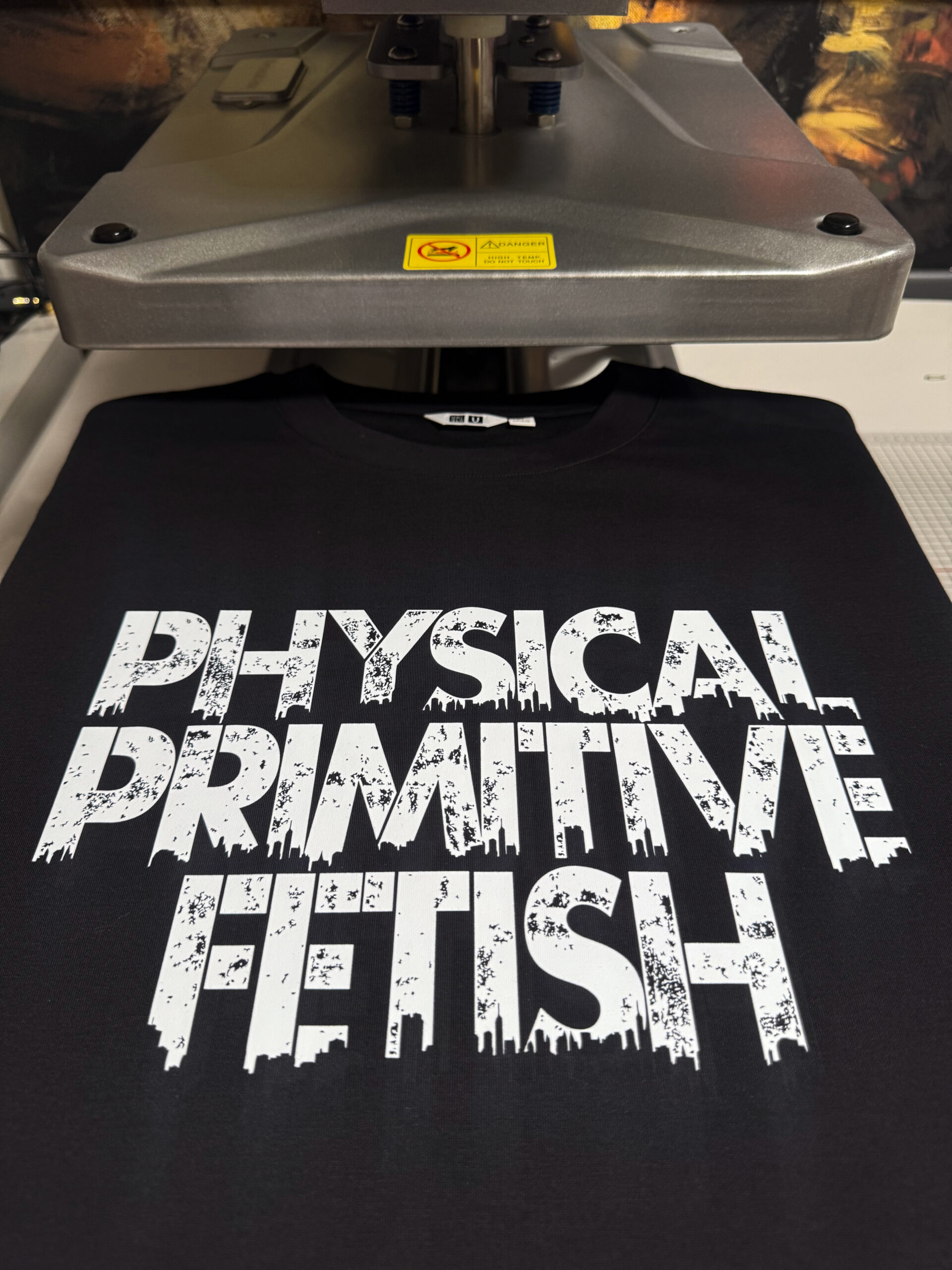 PHYSICAL　PRIMITIVE　FETISH　ブラックTシャツ