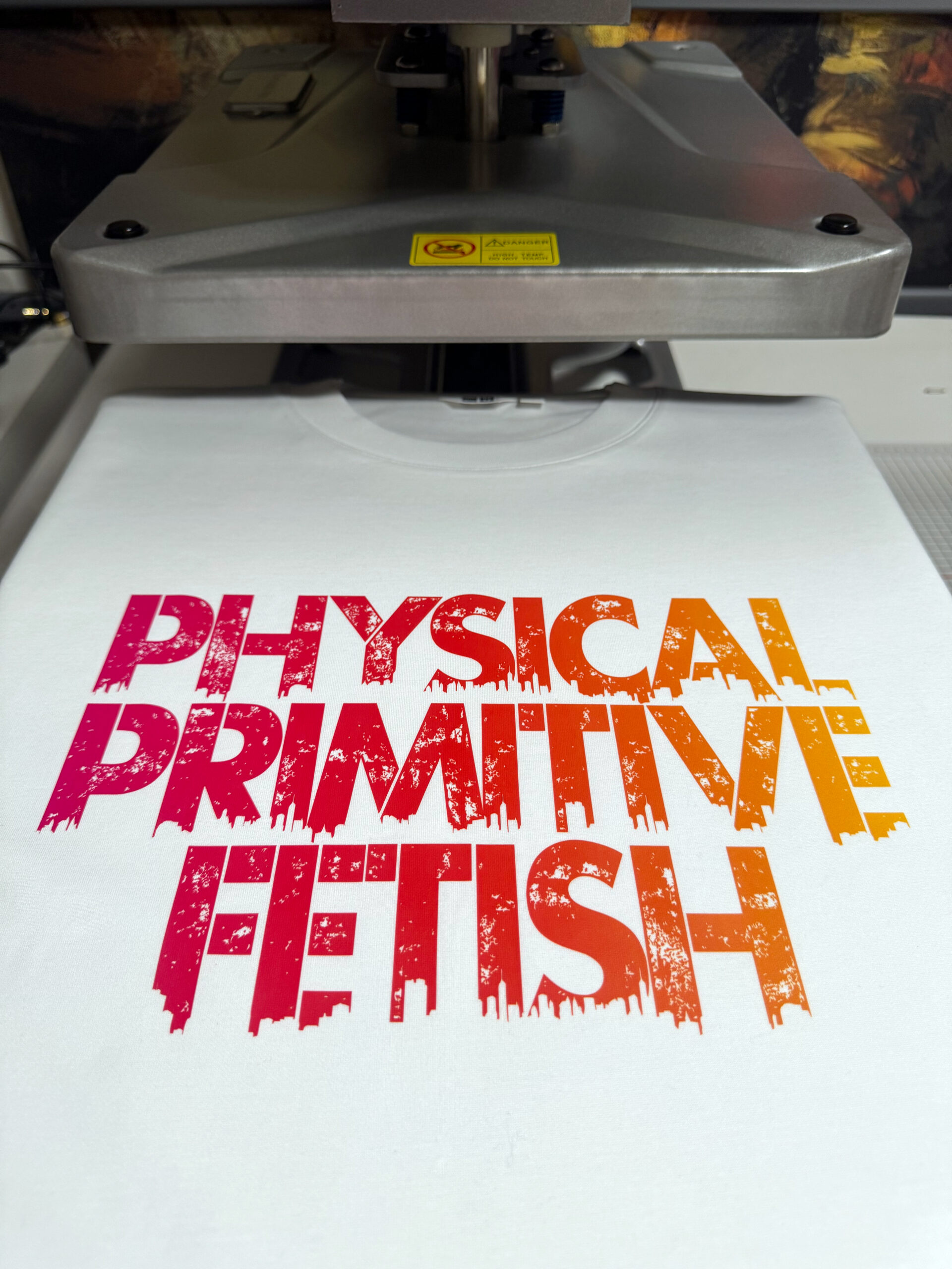 PHYSICAL　PRIMITIVE　FETISH　ホワイトTシャツ